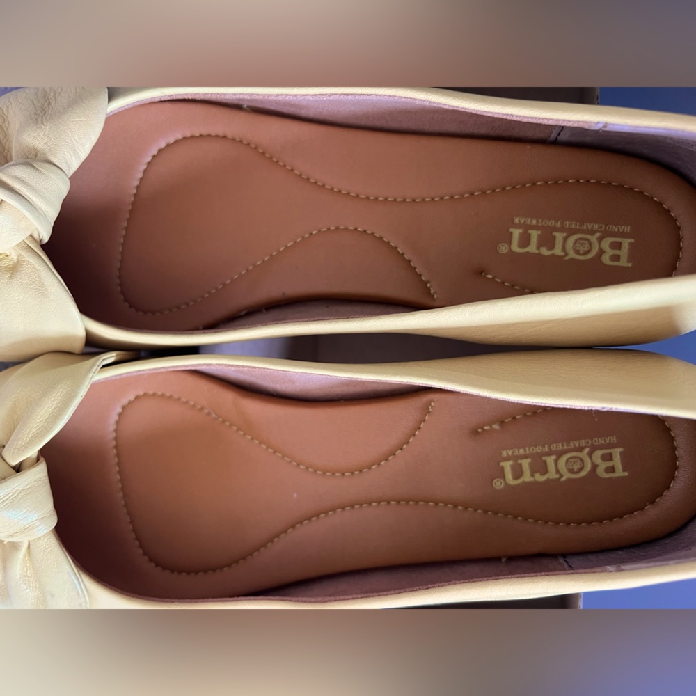 Ladies shoes